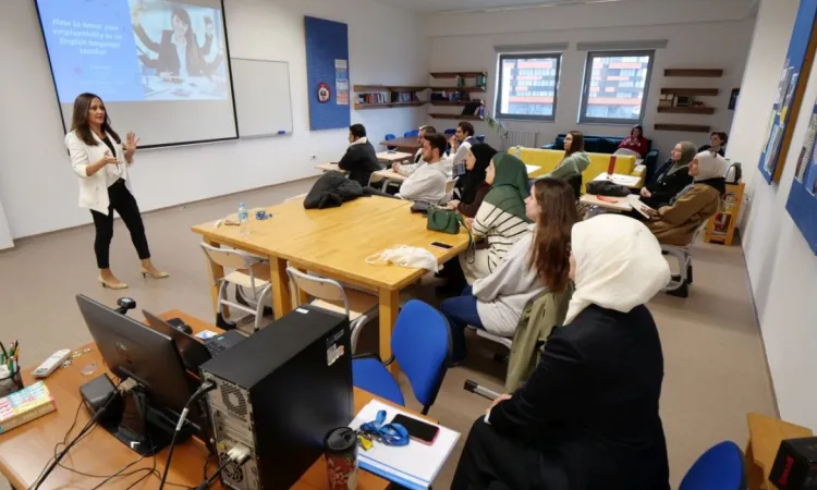 ELIT/ELT Guest Lecture: IUS ELS Director on Boosting Employability as English Language Teacher