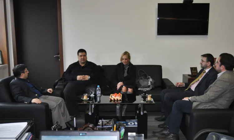 Awarded winners of ELIT Essay contest